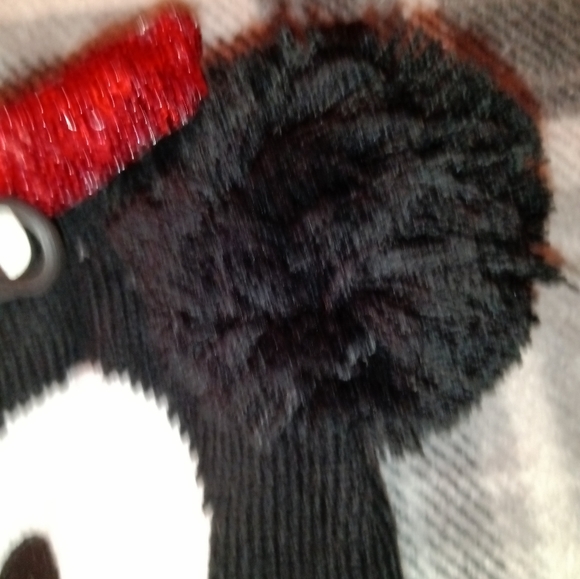 🆕 Disney| Minnie Mouse Girls Winter Hat Toboggan - Black & Red - One Size - Picture 6 of 8